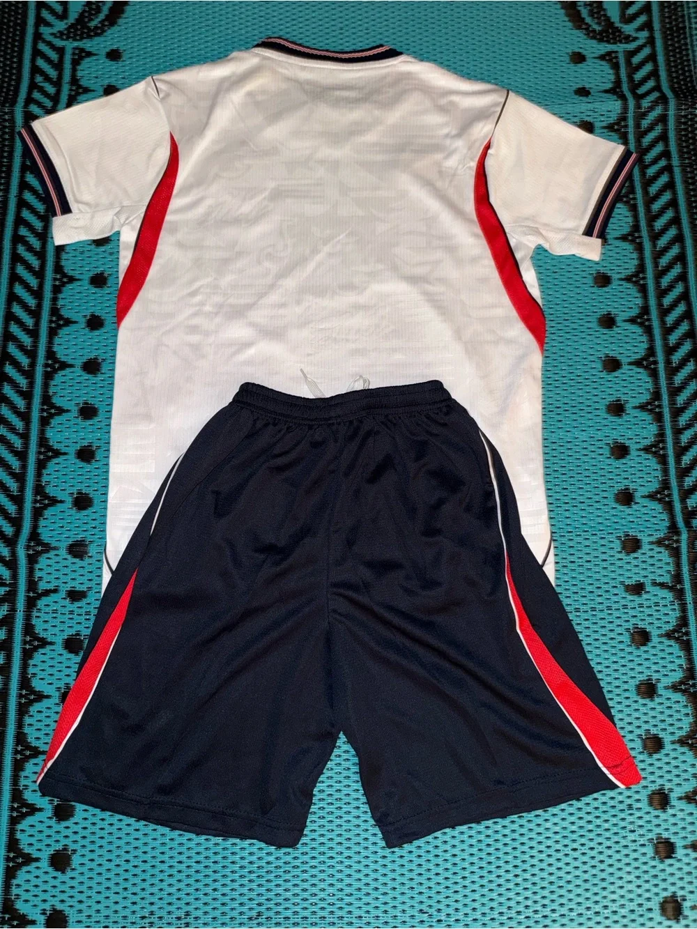 Nike Childrens England 2026 Worldcup Jersey+ Shorts/Kit (Size 28)(Kids) - Picture 2 of 6